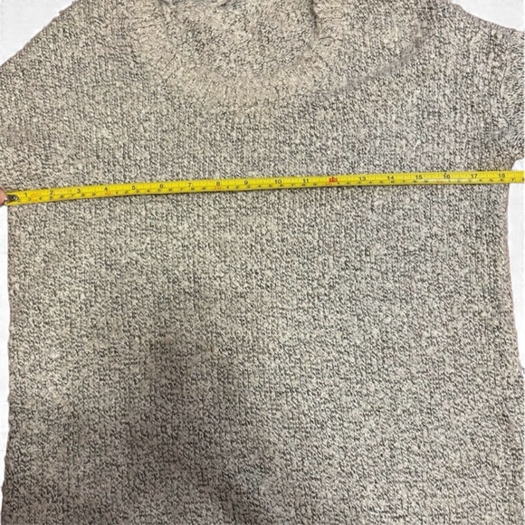 BCBGeneration Black and White Long Sleeve Sweater - Picture 6 of 7